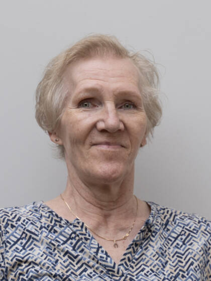 Anneli Saari - kasvokuva