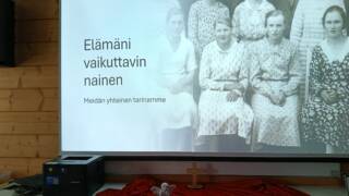 Naisten illan teema