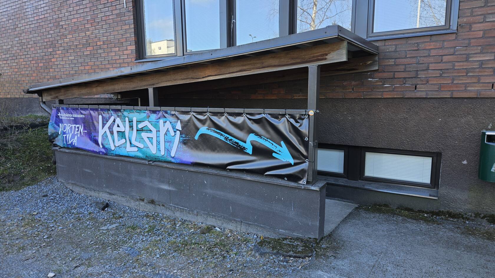 Kellarin ulkopuoli
